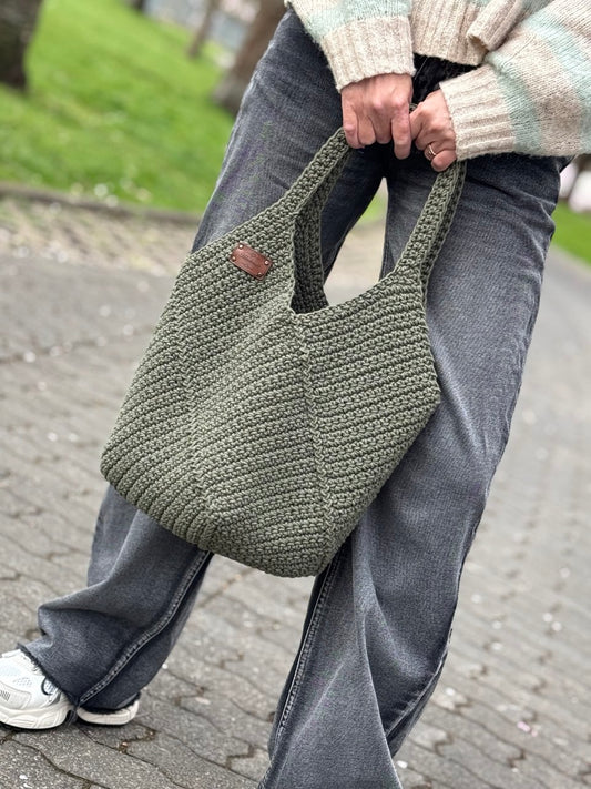 Große gehäkelte Tasche – Olivgrün