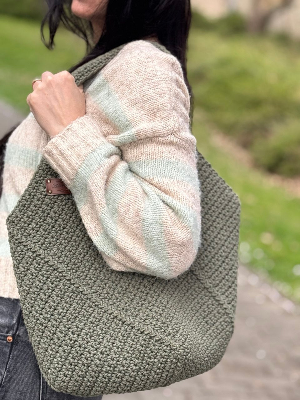 Große gehäkelte Tasche – Olivgrün