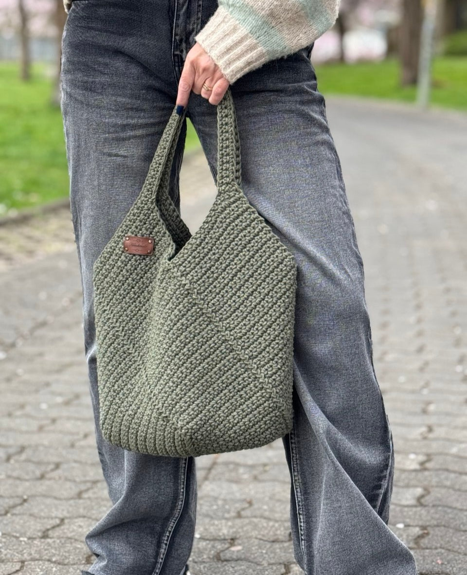 Große gehäkelte Tasche – Olivgrün