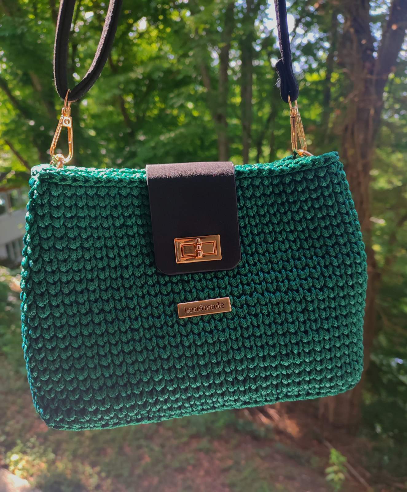 Handgefertigte Crossbody-Tasche grün