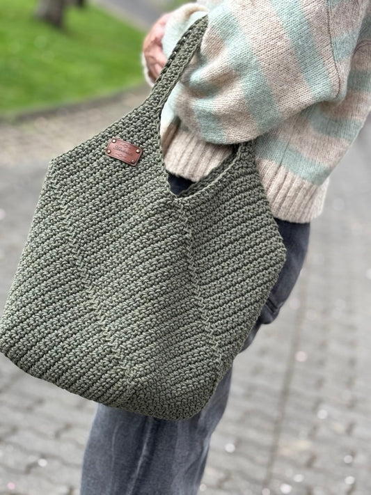 Große gehäkelte Tasche – Olivgrün