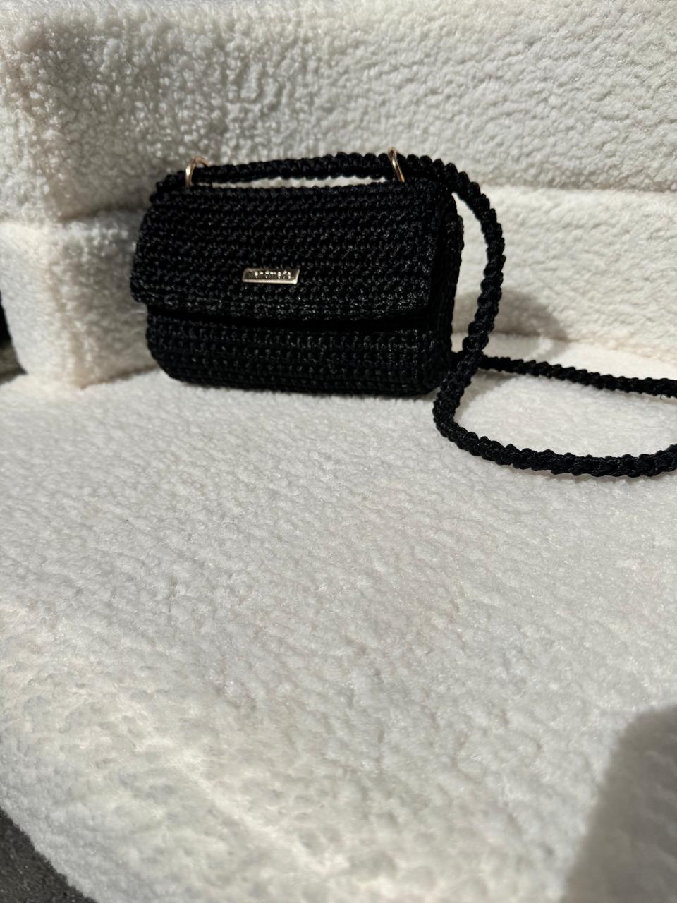„Mini Black“ – eine Kombination aus Stil und Handwerkskunst