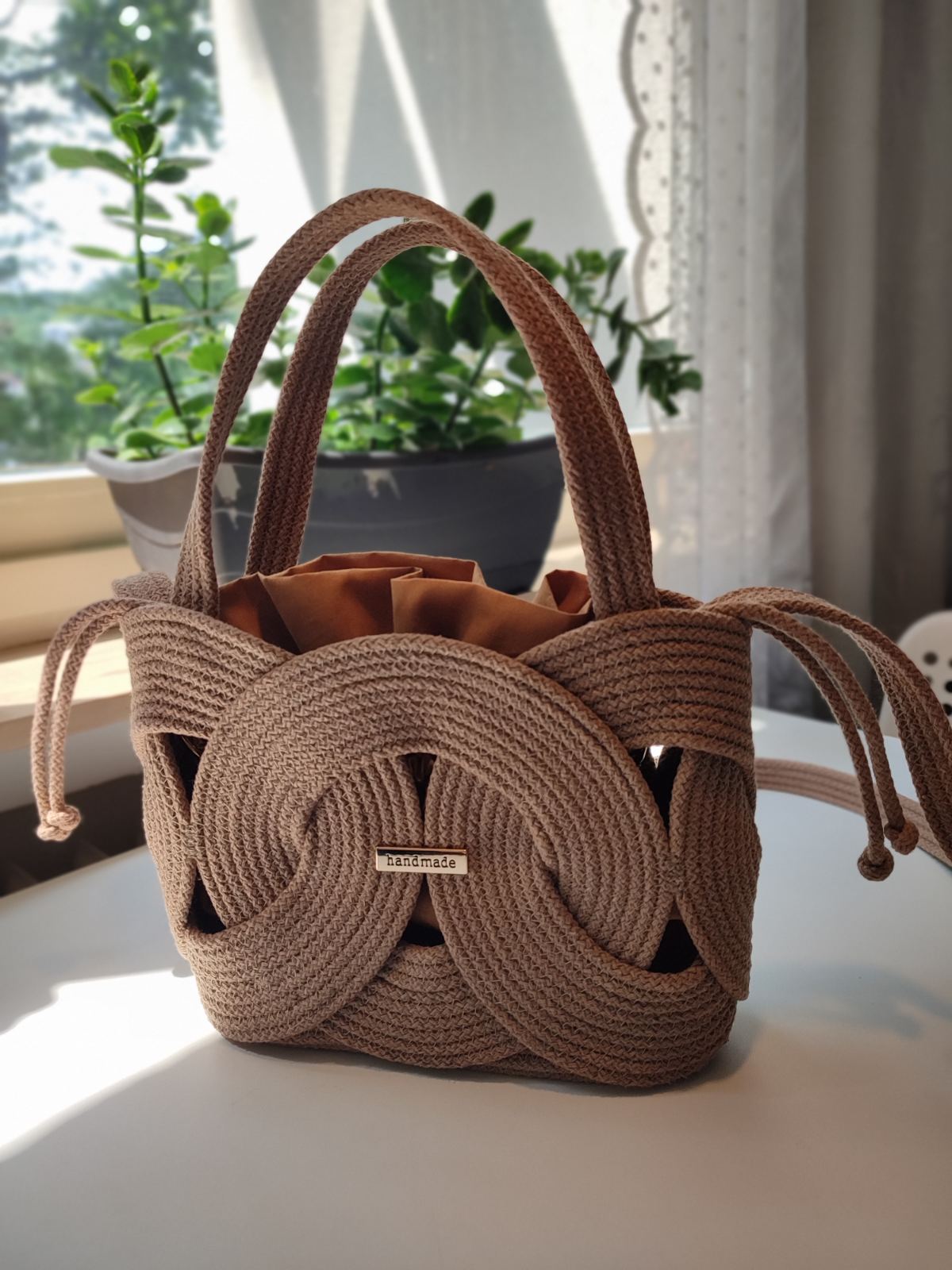 Tasche aus Baumwollkordel beige